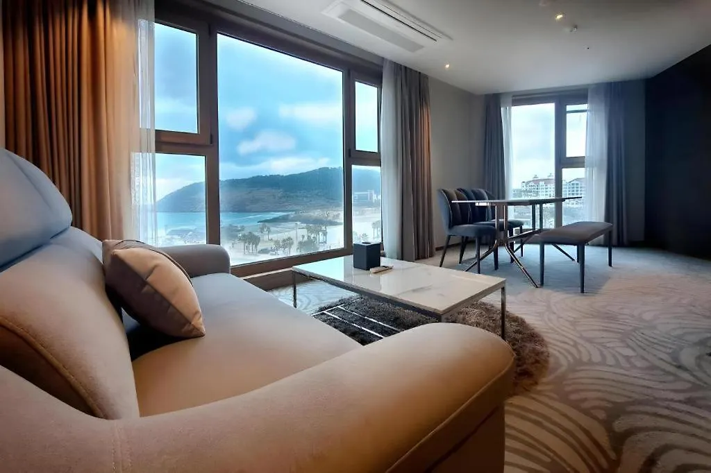 Ebenezer Hotel Hamdong-ni 4*,