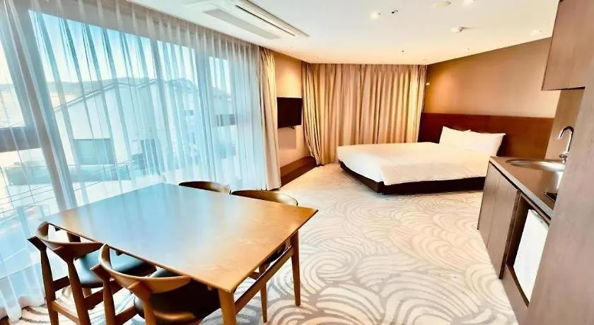 Ebenezer Hotel Hamdong-ni
