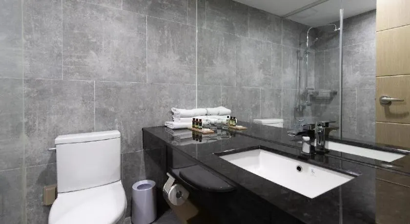 Ebenezer Hotel Hamdong-ni