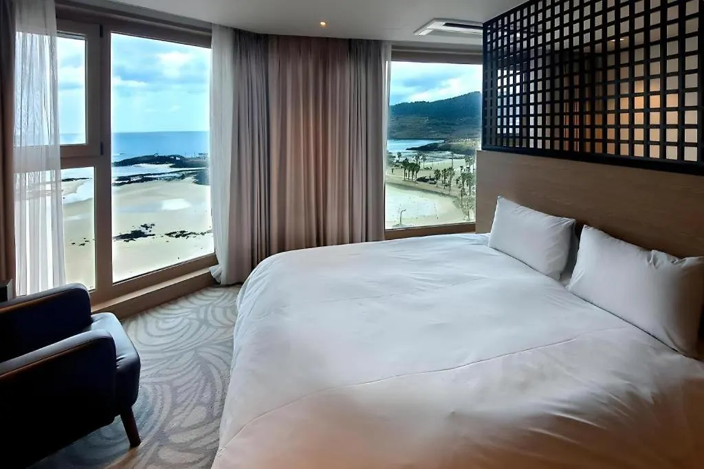 Ebenezer Hotel Hamdong-ni