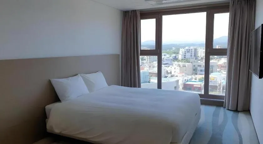 Ebenezer Hotel Hamdong-ni